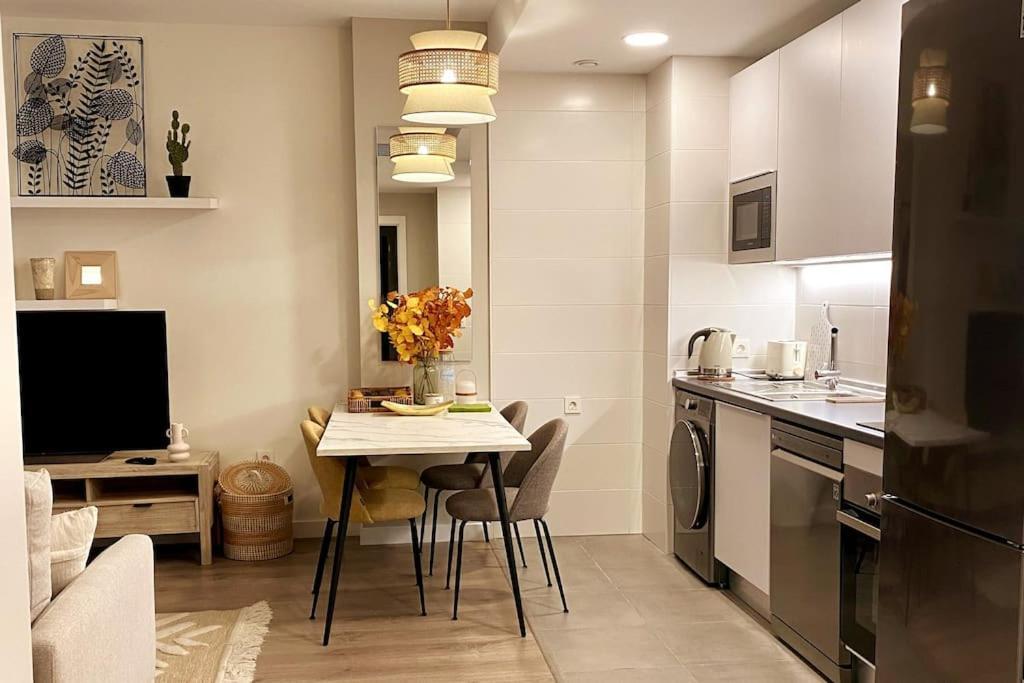 Nuevo Moderno Apartamento De Lujo Seville Ngoại thất bức ảnh
